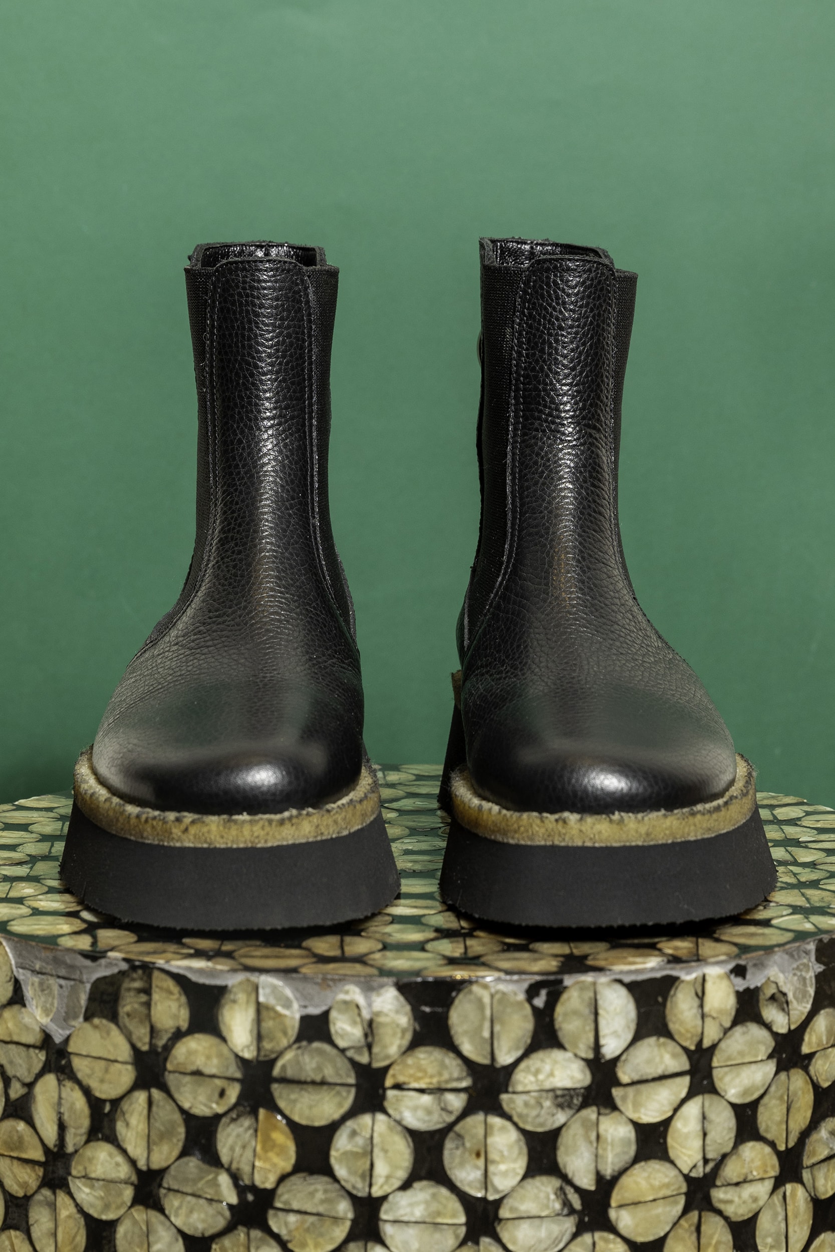 8.IMG_8738---ROCCO-P.-STIVALETTO_fronte